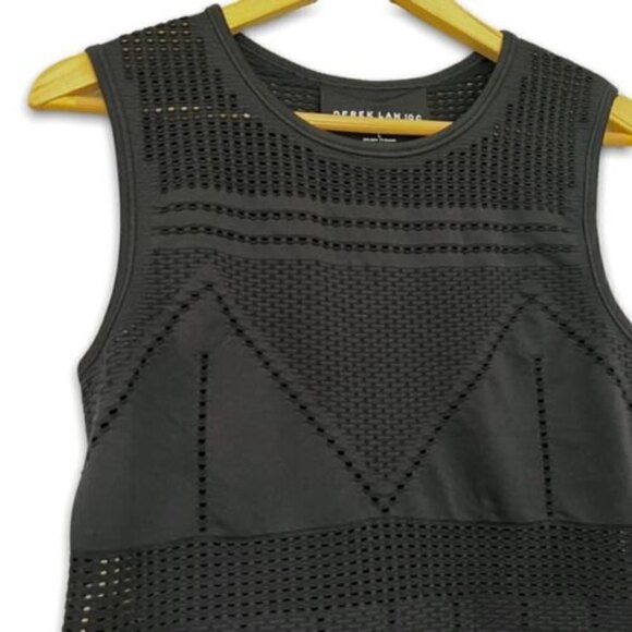 Derek Lam Athleta 10c Black Workout Tank size Large - Picture 3 of 9